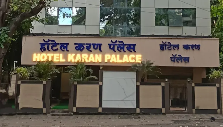 Hotel Karan Palace